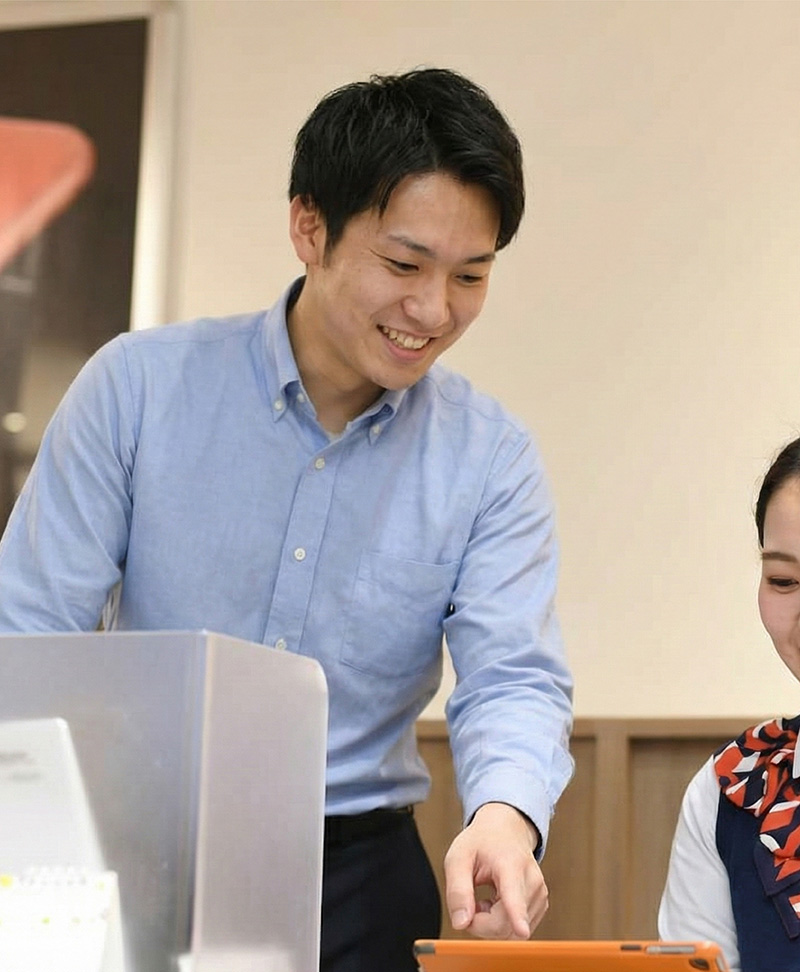 先輩社員インタビュー